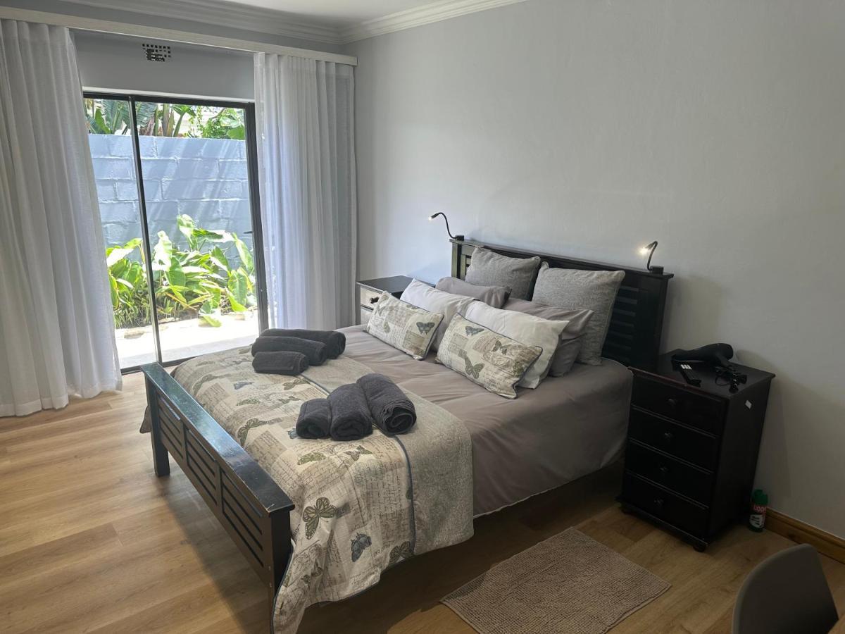 Tranquil Private Rooms Hermanus Εξωτερικό φωτογραφία
