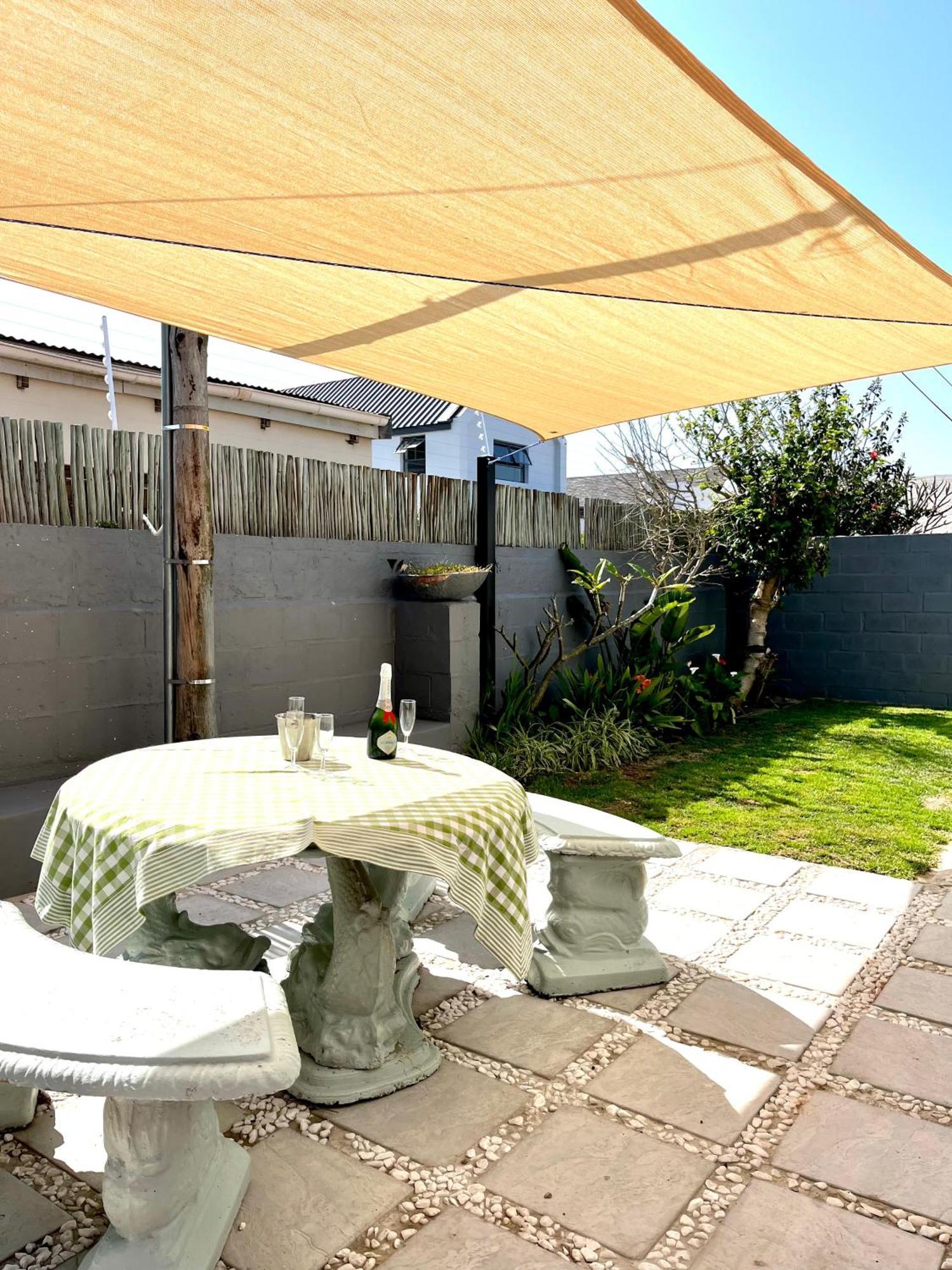 Tranquil Private Rooms Hermanus Εξωτερικό φωτογραφία